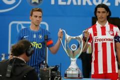 ΤΟ... ΣΚΕΠΤΙΚΟ ΓΙΑ ΤΡΕΙΣ