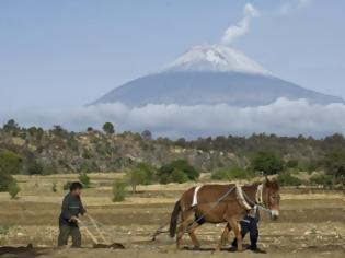 Φωτογραφία για Ξύπνησε το ηφαίστειο Ποποκατεπέτλ στο Μεξικό - Σε εγρήγορση για Αρχές για το ενδεχόμενο εκκένωσης γειτονικών περιοχών