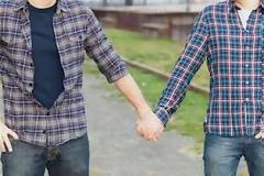 Οι μισοί ομοφυλόφιλοι στην Ευρώπη θύματα (τουλάχιστον) διάκρισης