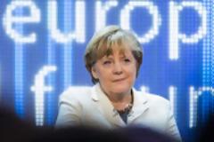 Ολομέτωπη επίθεση Spiegel σε Μέρκελ...!!!