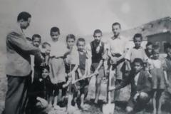 Μαθητές φυτεύουν... τη ζωή στο σχολείο τους