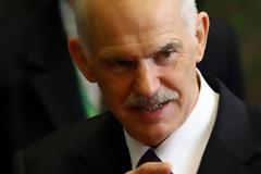 Ζήτησε άδεια ο Παπανδρέου και έγινε χαμός στη Βουλή