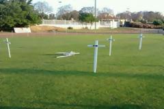 Έκαναν το γήπεδο νεκροταφείο