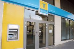 Συμφωνία με την τρόικα για την πώληση ΤΤ και Proton Bank