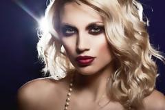 Το καυτό τσιφτετέλι της Κωνσταντίνας Σπυροπούλου