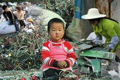 Πού πάνε τα κινητά όταν «γεράσουν»;