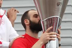 ΣΠΑΝΟΥΛΗΣ : ΔΕΝ ΗΤΑΝ ΔΥΣΚΟΛΟ ΝΑ ΔΙΑΛΕΞΩ ΟΛΥΜΠΙΑΚΟ!