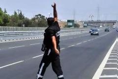 Αόρατη παρακολούθηση οδηγών στον αυτοκινητόδρομο