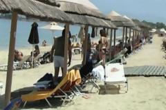 Αντίδοτο στην κρίση οι... βουτιές στις Αλυκές