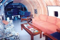 ΔΕΙΤΕ: 10 πρωτότυπα σπίτια..από αυτοκίνητα!