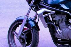 Πάτρα: Ομάδα αντιεξουσιαστών γρονθοκόπησαν 2 δύο άτομα που επέβαιναν σε μοτοσυκλέτα