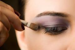 Οικονομικές συμβουλές μακιγιάζ