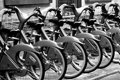 Προκάλεσαν φθορές στα κοινόχρηστα ποδήλατα στην Aιγιάλεια