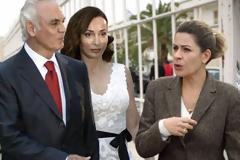 Δύο ξένες στο ίδιο εδώλιο - Γιατί η Aρετή Τσοχατζοπούλου μισεί τη Βίκυ Σταμάτη