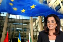 Η Ντόρα στην Κομισιόν με ευλογίες Σαμαρά…