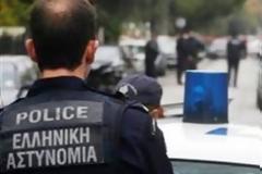 Γυναίκα στα Xανιά δάγκωσε τον αστυνομικό που την πλησίασε!