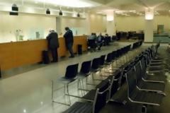 Θήβα: Πήγε στην τράπεζα και αντί να πάρει λεφτά τον πήραν και τον... σήκωσαν!