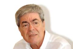 Αρις Καζάκος: Κυβερνούν με τον φόβο και τη βία