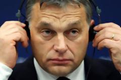 Πρακτικές των ναζί χρησιμοποιεί η Μέρκελ, υποστηρίζει ο πρωθυπουργός της Ουγγαρίας...!!!