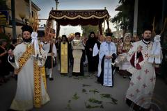 3145 – Στα Άνω Λιόσια υποδέχθηκαν τα Ιερά Κειμήλια της Ιεράς Μονής Παντοκράτορος Αγίου Όρους