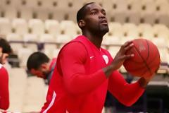 Παρελθόν ο Πέρκινς από τον Ολυμπιακό, επιστρέφει ο Γκετσεβίτσιους