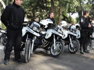 Φωτογραφία για Η Εθνική Τράπεζα δώρισε 11 οχήματα στην Ελληνική Αστυνομία