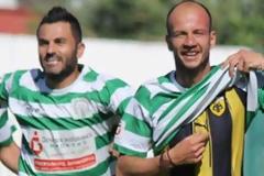 Έβαλε γκολ και το πανηγύρισε με φανέλα της ΑΕΚ