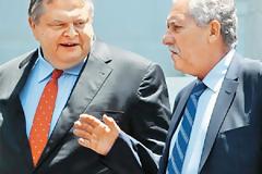 Κοινό μέτωπο ΠΑΣΟΚ - ΔΗΜΑΡ για το αντιρατσιστικό