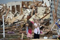 Τουλάχιστον 91 οι νεκροί από τον ανεμοστρόβιλο φονιά στην Οκλαχόμα