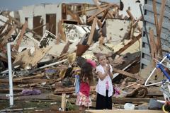 Τουλάχιστον 91 οι νεκροί από τον ανεμοστρόβιλο φονιά στην Οκλαχόμα - 20 παιδιά ανάμεσα στα θύματα - Φόβοι ότι ο απολογισμός θα αυξηθεί