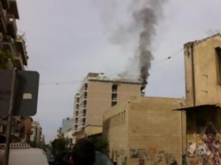 Φωτογραφία για Πάτρα-ΤΩΡΑ: Φωτιά στο ξενοδοχείο Αστήρ