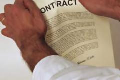 Νομική «τρύπα» στη διακοπή ασφαλιστήριων συμβολαίων