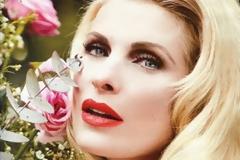 123.000 ευρώ παίρνει το μήνα η Μενεγάκη από τον Alpha!