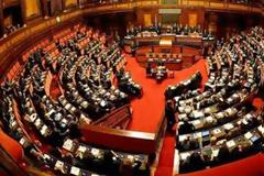 «Βόμβα» για μίζες σε γερουσιαστές και βουλευτές στην Ιταλία