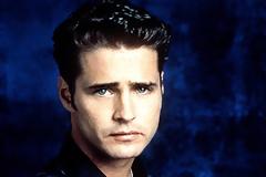 Απίστευτο: Δείτε πώς είναι σήμερα ο Brandon από το Beverly Hills 90210!