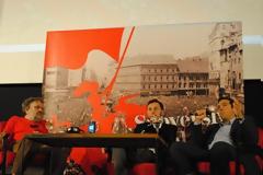 ΈΡΧΟΝΤΑΙ ΤΑ... ΓΚΟΥΛΑΚ