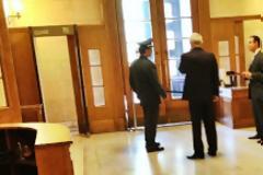 Aνιχνευτής μετάλλων για τους Βουλευτές – Ποιος όμως θα τους αφοπλίζει;