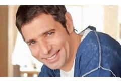 Πάτρα: Απόψε στο Φεστιβάλ Maydayz η παράσταση του Θοδωρή Αθερίδη 