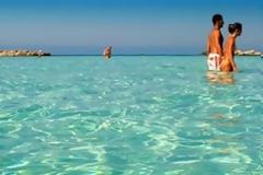 «Λάμπουν» οι ελληνικές θάλασσες λέει η Κομισιόν – Ποσοστό καθαρότητας 93,3%