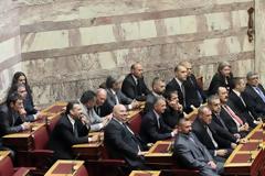 Χρυσή Αυγή: Κανένα ουσιαστικό αποτέλεσμα από τις διακοπές Σαμαρά στην Κίνα