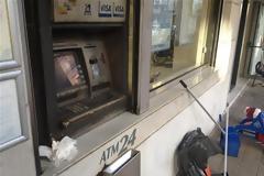 Πάτρα: Mολότοφ σε ATM της Ελληνικής Τράπεζας