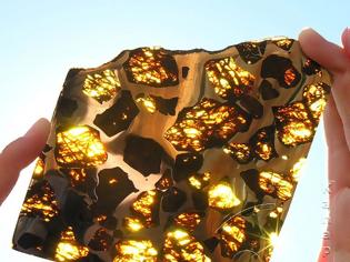 Φωτογραφία για Ο 4,5 δισεκατομμυρίων ετών όμορφος και μυστηριώδης μετεωρίτης Fukang!