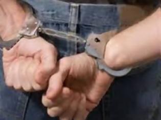 Φωτογραφία για Βόλος: Σύλληψη 14χρονου για κλοπή κινητού