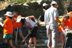 Ταξιδέψτε οικονομικά στον κόσμο μέσα από τον εθελοντισμό!