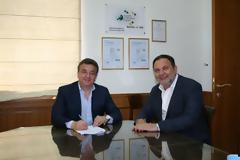 «Προμήθεια-Κατασκευή εξοπλισμού Βικελαίας Δημοτικής Βιβλιοθήκης»