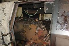 Στις φλόγες συνεργείο μηχανών