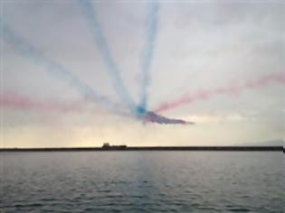 Φωτογραφία για Πάτρα: Οι Red Arrows, η καρδιά και η σημαία [video]