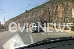 Χαλκίδα: Στο νοσοκομείο πυροσβέστης ύστερα από φωτιά στην υψηλή γέφυρα!