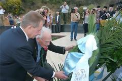 Βετεράνος της Μάχης της Κρήτης ...Πλήρωσε 14.000 δολάρια για να έρθει να καταθέσει στεφάνι στη Κρήτη!