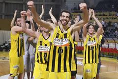 Φουλ για τη πρόκριση! (75-66)